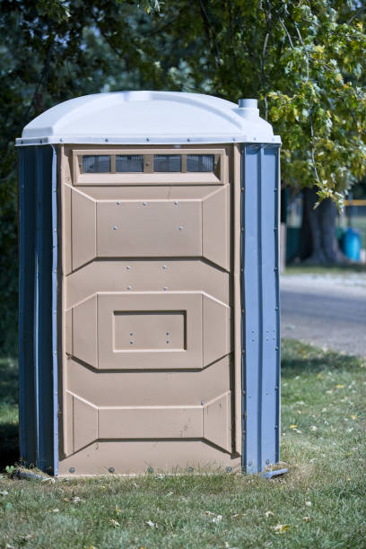 Best Porta potty delivery and setup  in Livonia, MI